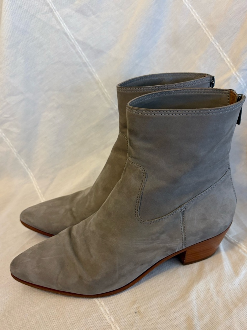 Frye Ellen Shorts Suede Boots